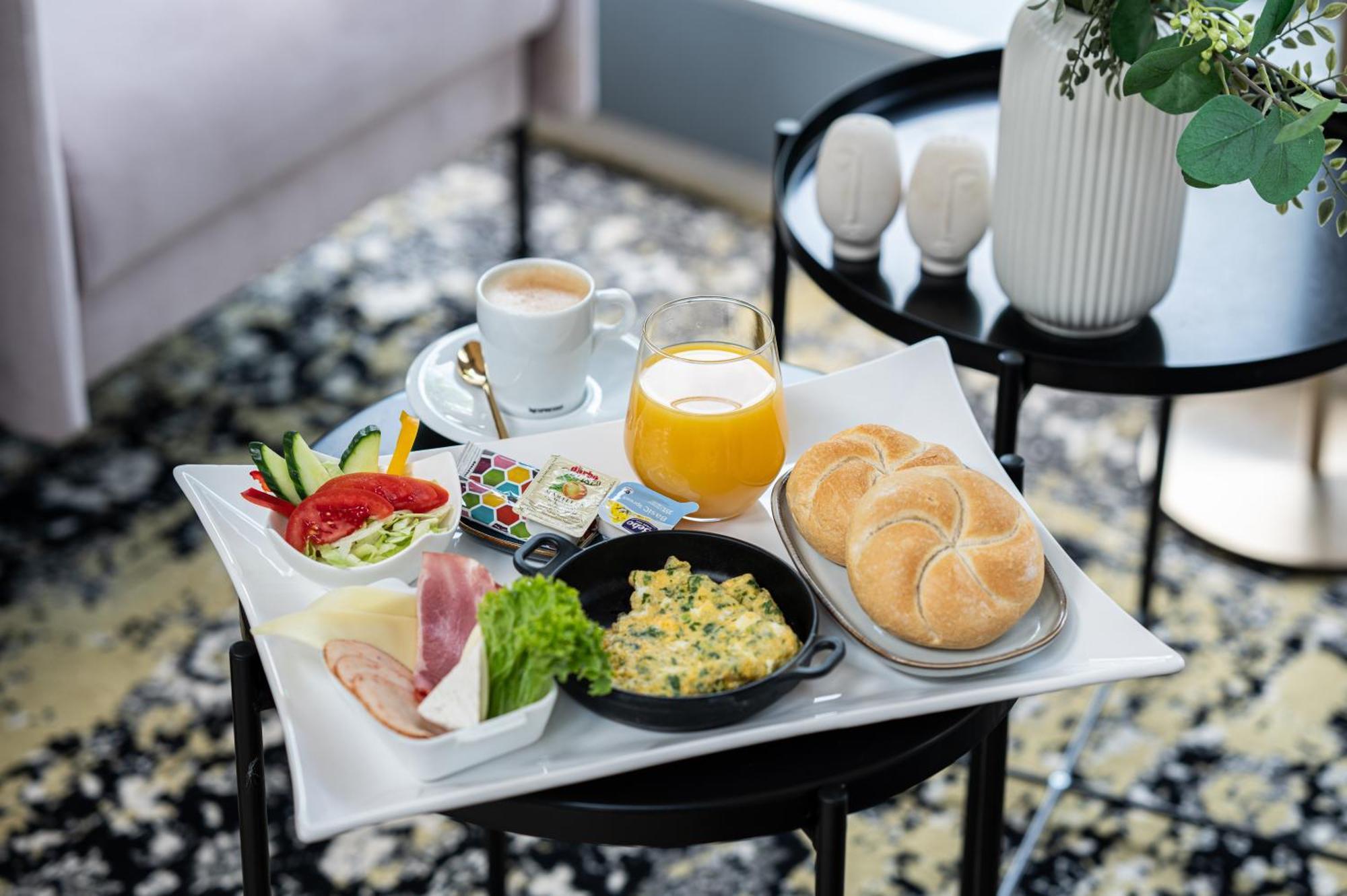 Vadvirag Panzio Hotel Agfalva ภายนอก รูปภาพ